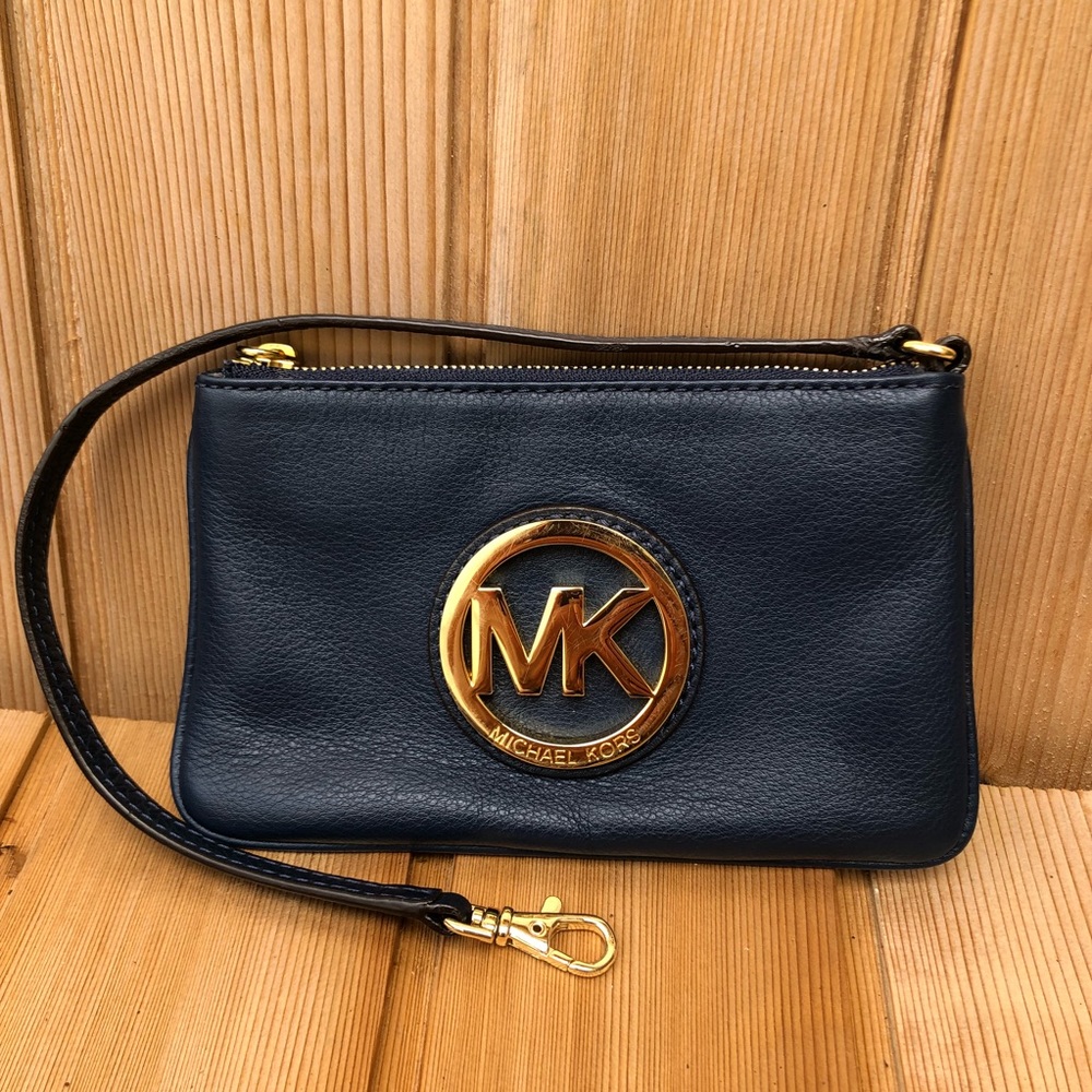 💟 Michael Kors Wristlet Small Shoulder Bag ECU - Picture 2 of 8